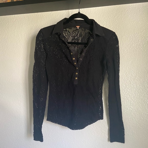 FP▪️Soft lace Henley top - Picture 1 of 2